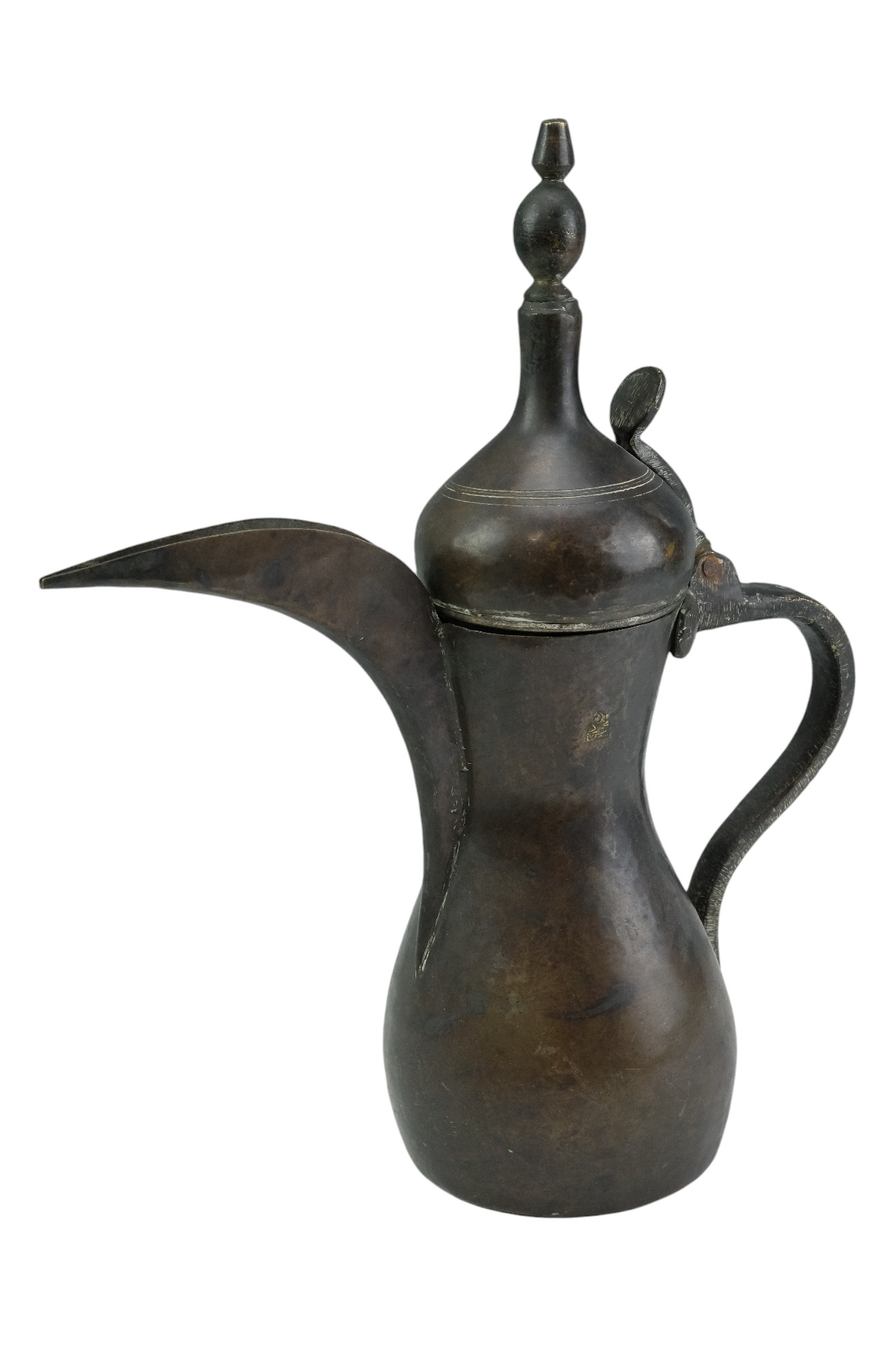 A Tibetan copper and nickel alloy tea pot together with an Islamic dallah coffee pot and one other - Image 2 of 4