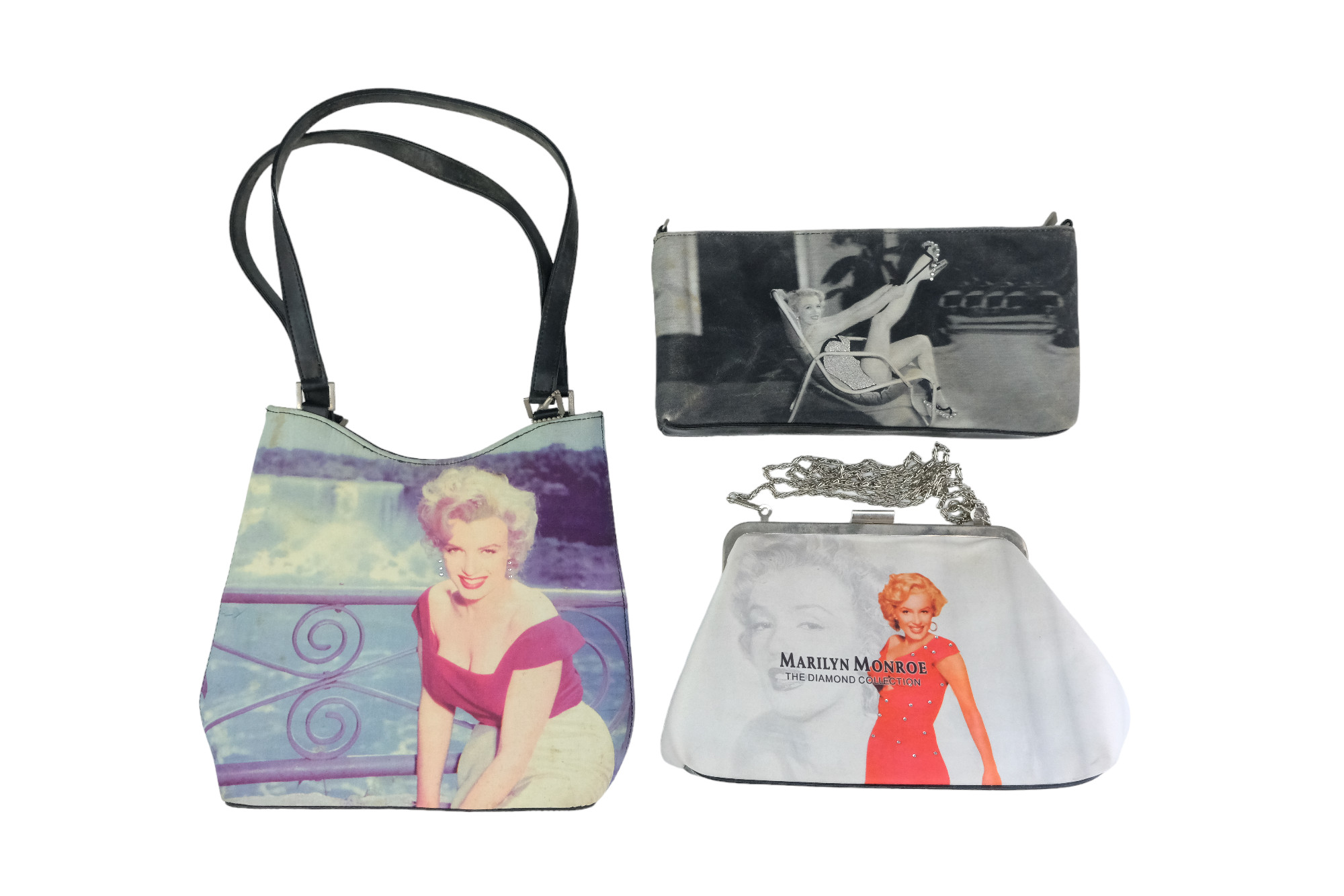 A collection of Marilyn Monroe memorabilia including bags, books, etc - Image 9 of 9