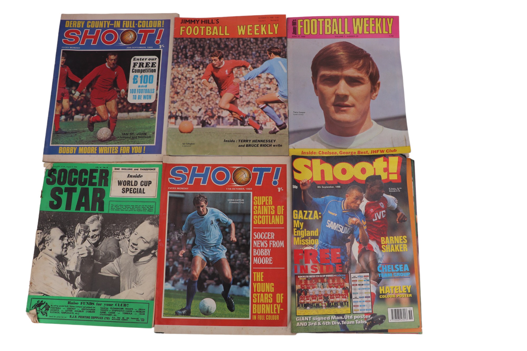 A quantity of 1960s Goal and Shoot weekly football magazines, etc - Image 16 of 18