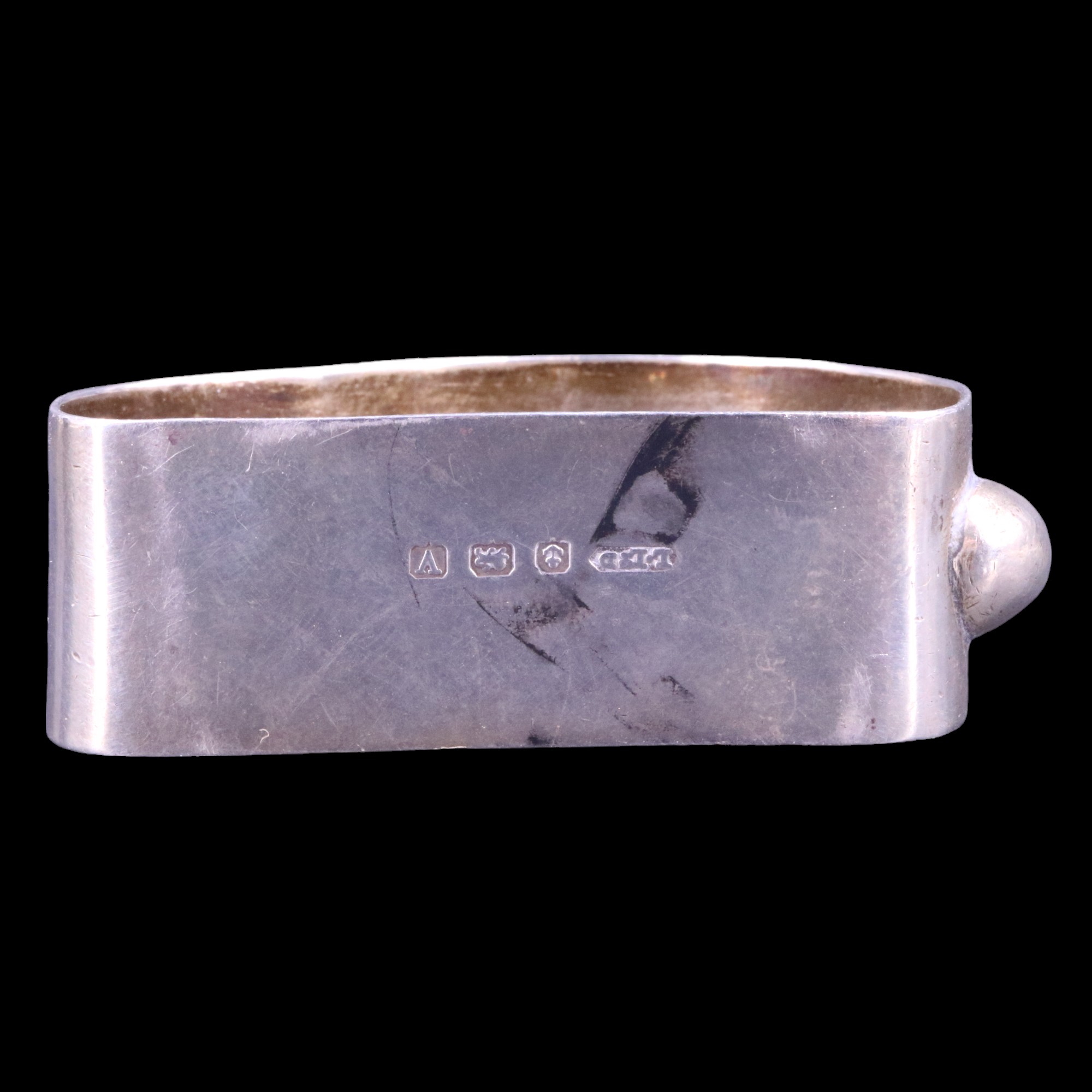 A George VI silver novelty napkin ring in the form of a duck, Lanson Ltd, Birmingham, 1945, 5.5 - Image 3 of 3