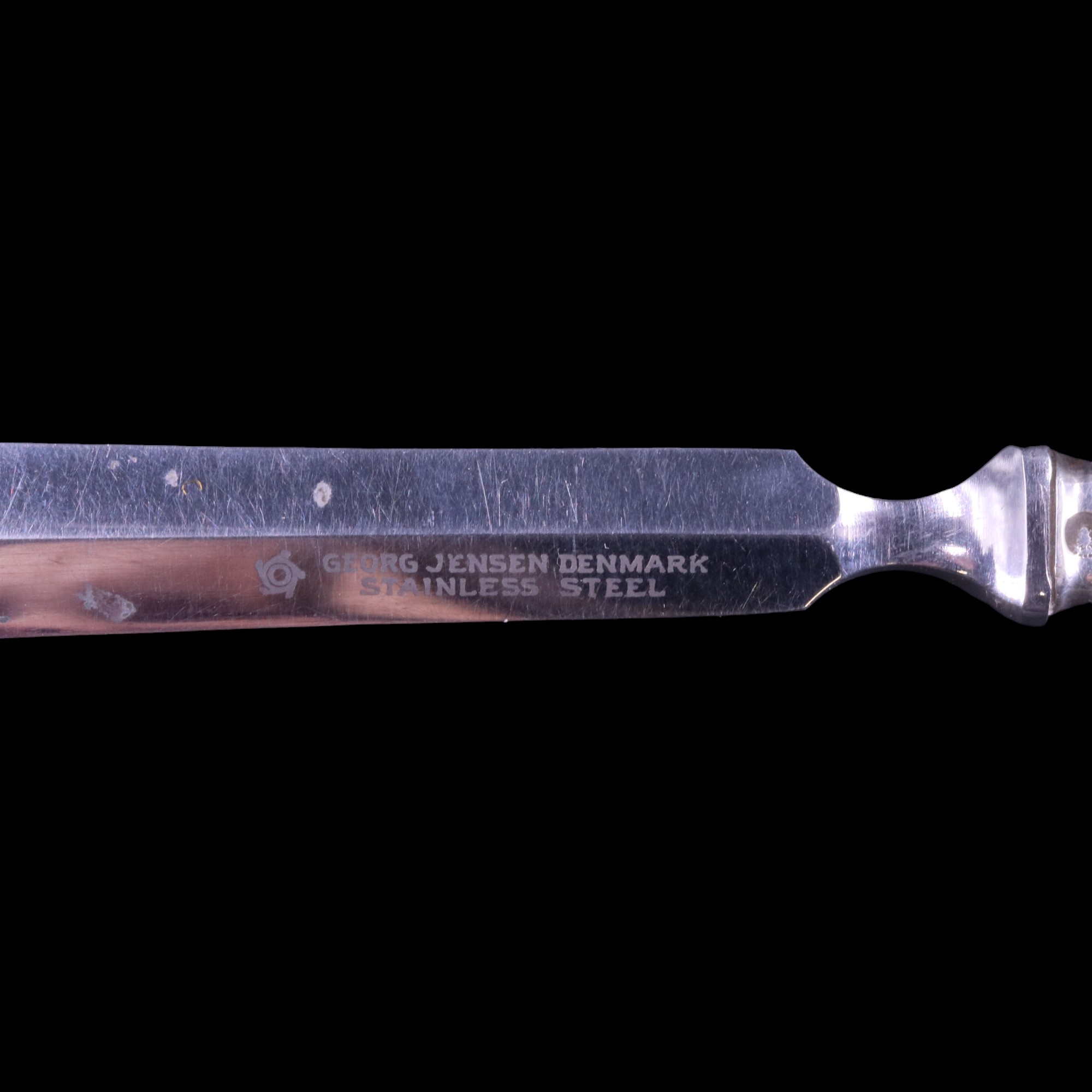 A 1960s white metal handled steel letter knife, bearing engraved presentation inscription "Penang - Image 4 of 4