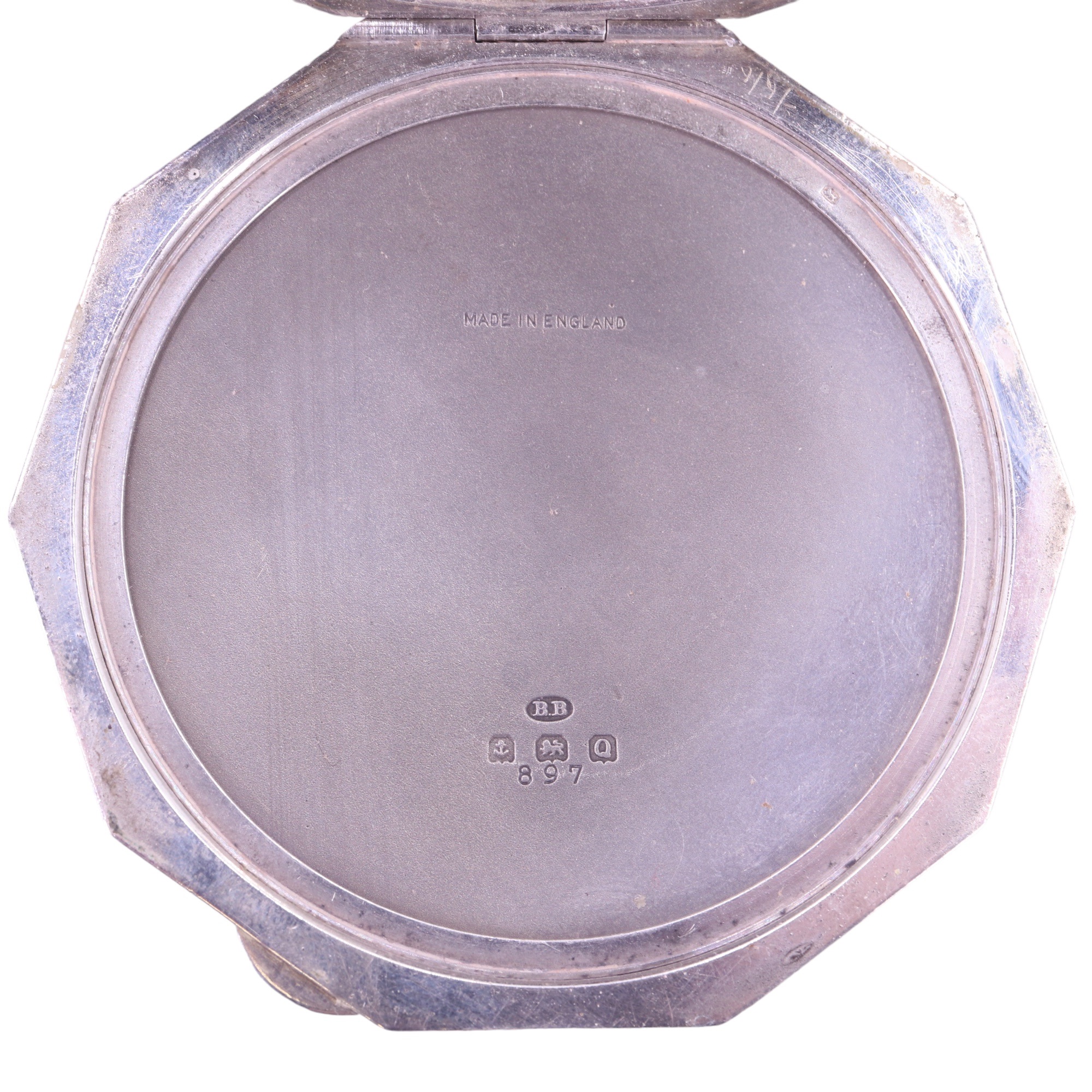 A 1940s RAF enamelled silver sweetheart or WRAF powder compact, 6.5 cm - Image 3 of 3