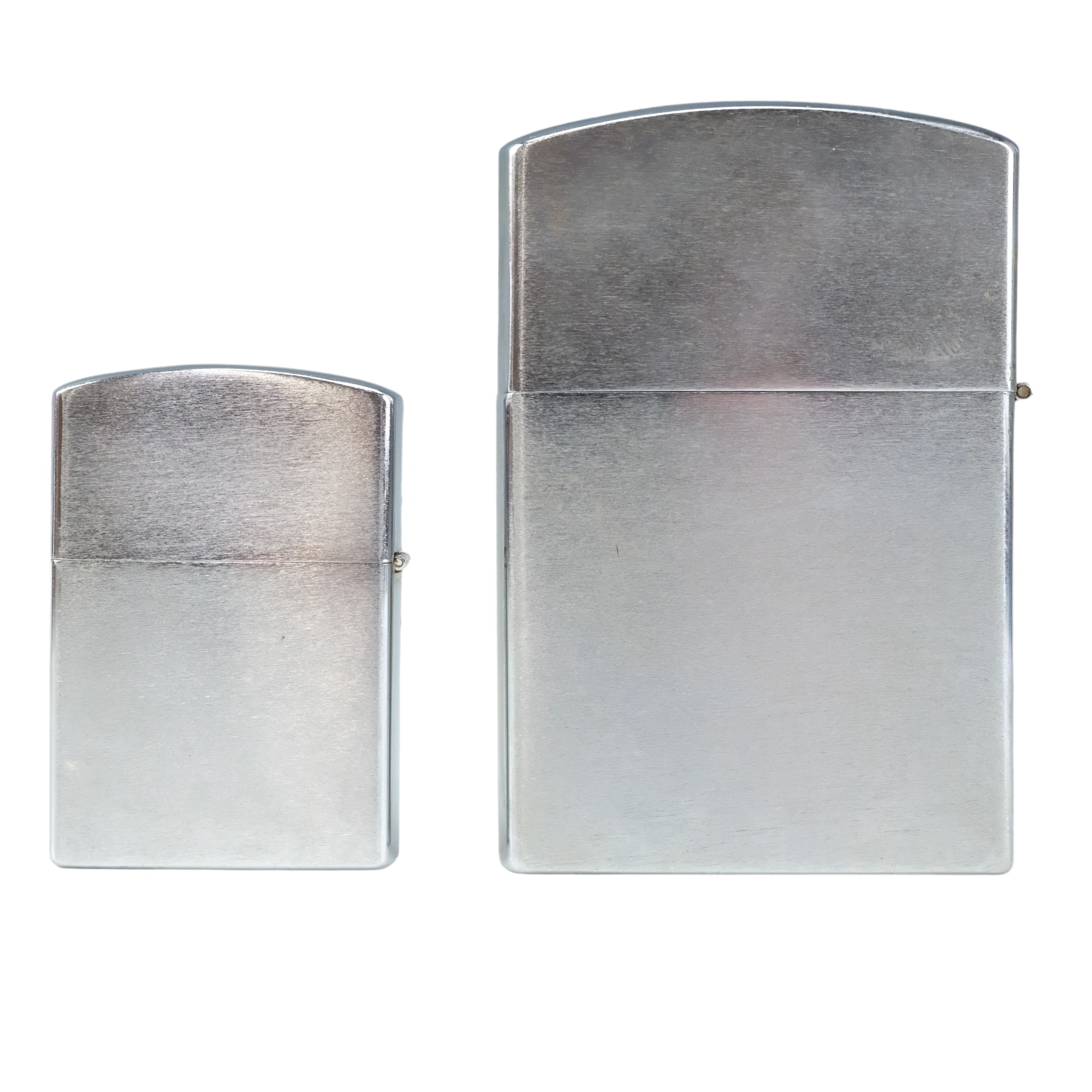Two IDZ flip-top table petrol cigarette lighters, tallest 17 cm - Image 3 of 3