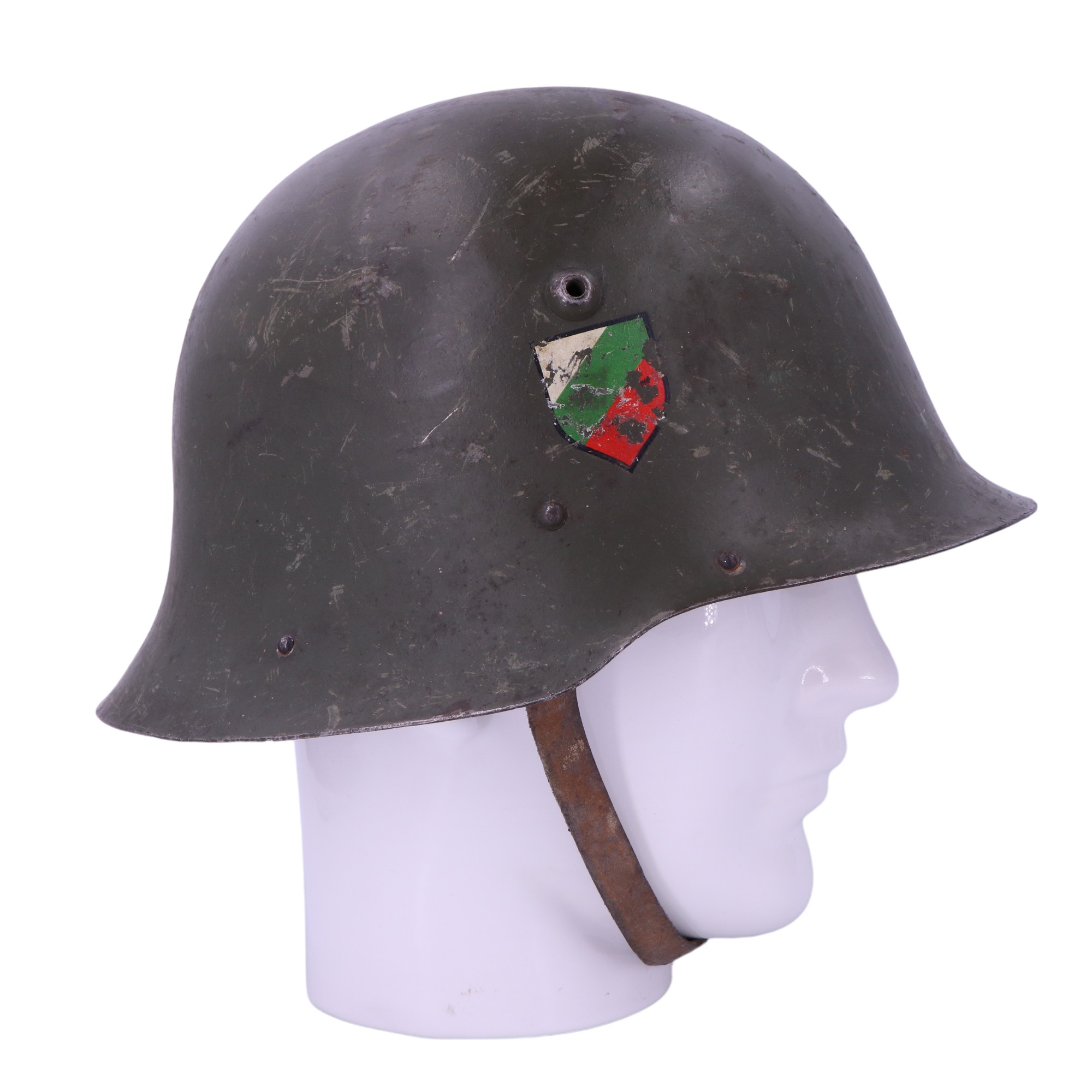 Bulgarian Army M36 helmets, types A, B and C - Image 11 of 22