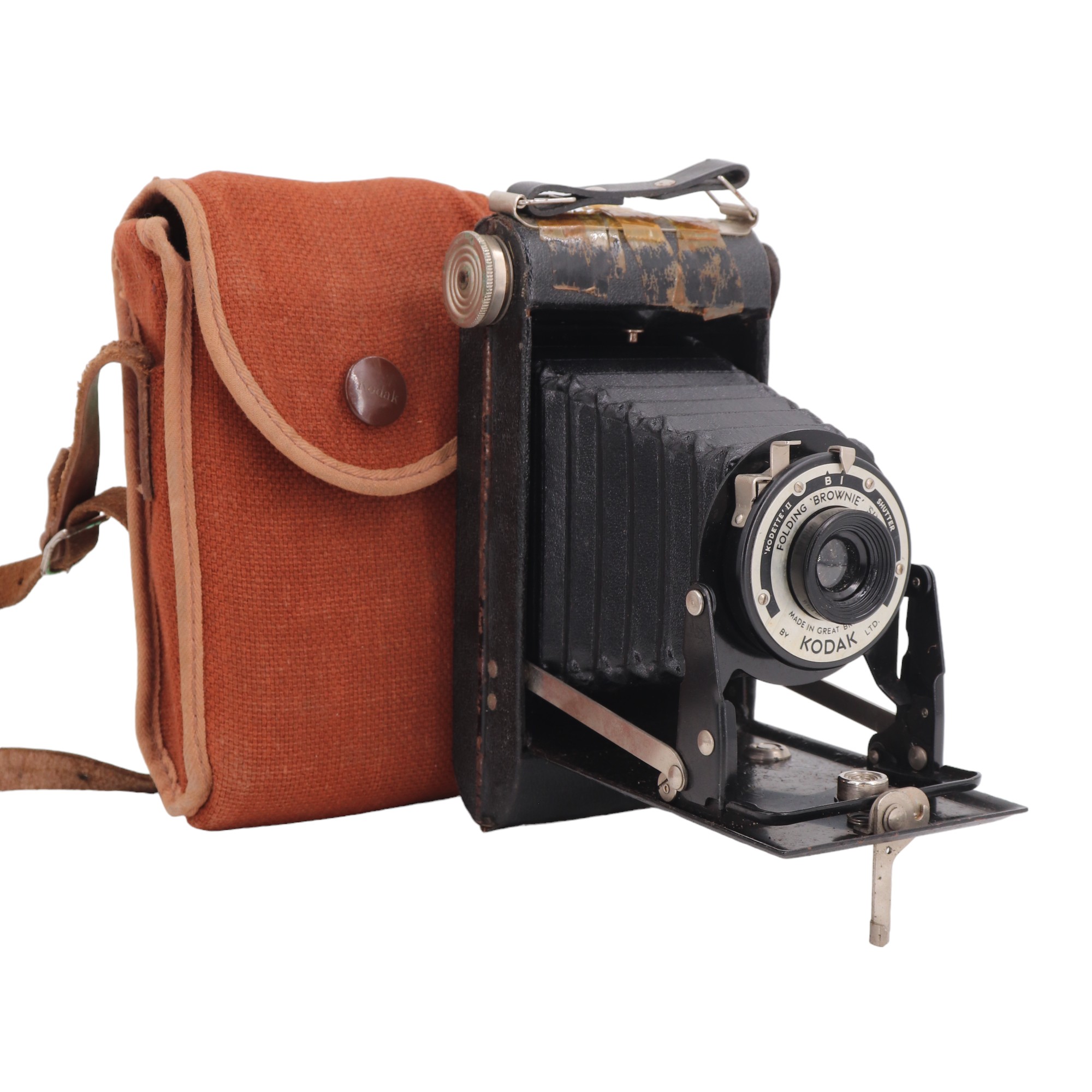 Two 1930s folding roll-film cameras comprising a cased Kodak Folding Brownie Six-20 and a Rajar No - Image 3 of 4