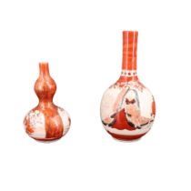 A Meiji / Taisho Japanese miniature porcelain double-gourd bottle vase, 8.5 cm, together with a