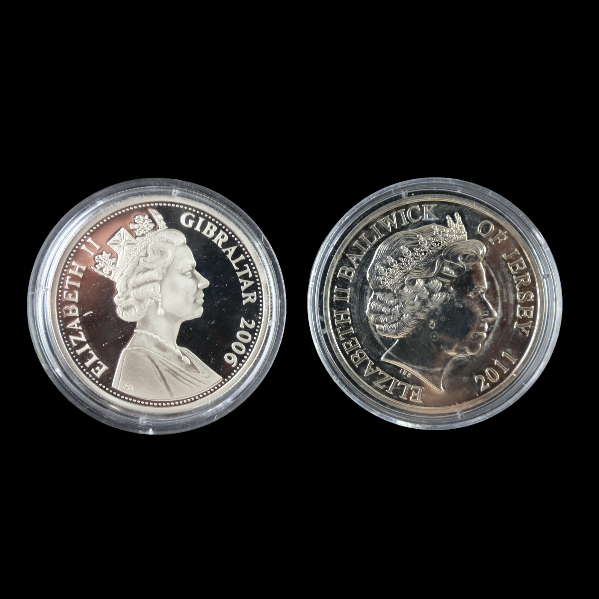 The Emblem Series Decimals of Elizabeth II gold-plated and enamelled coins together with a group - Image 3 of 12