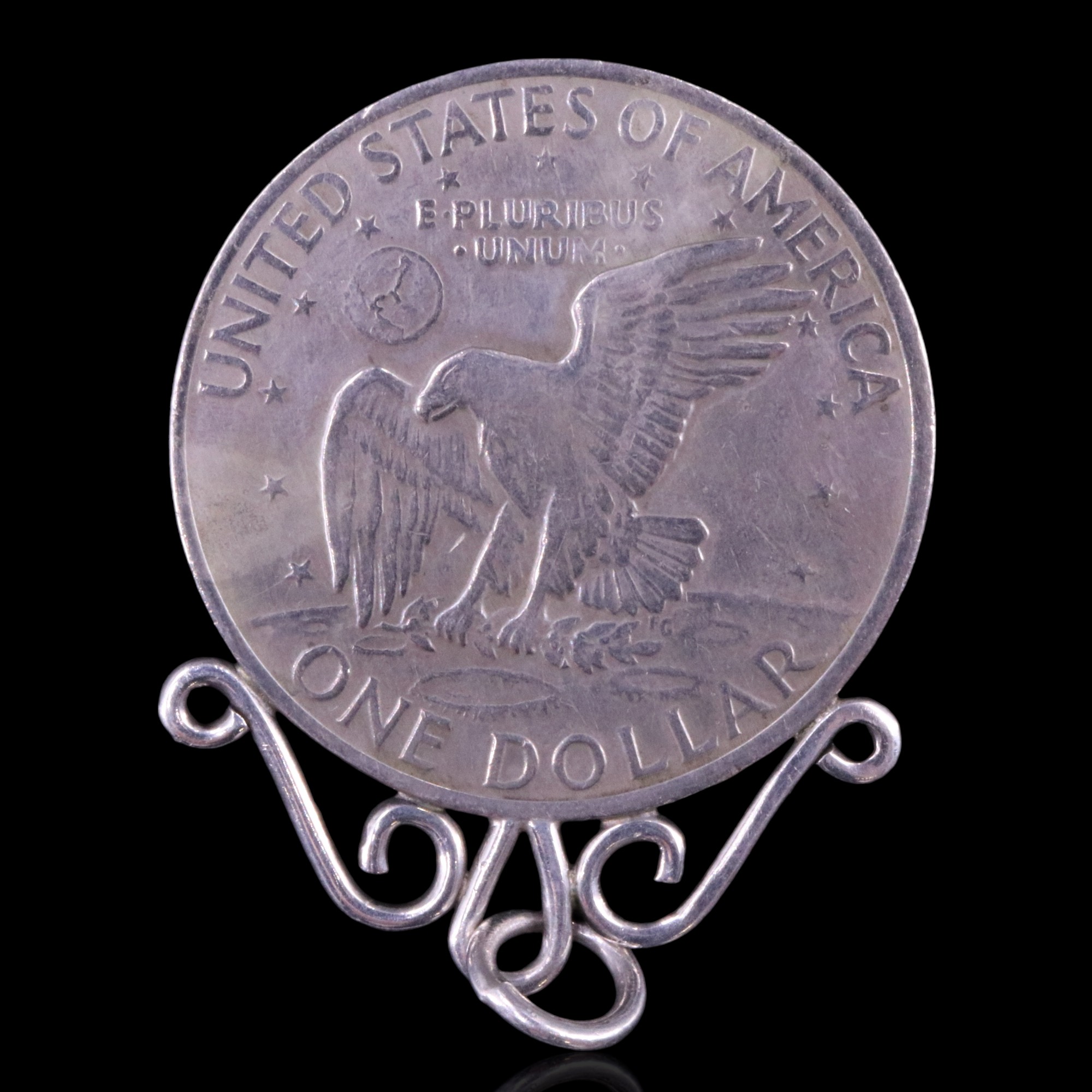 A 1972 US Eisenhower dollar coin fob, United States Mint of Denver having no islands, 47 mm