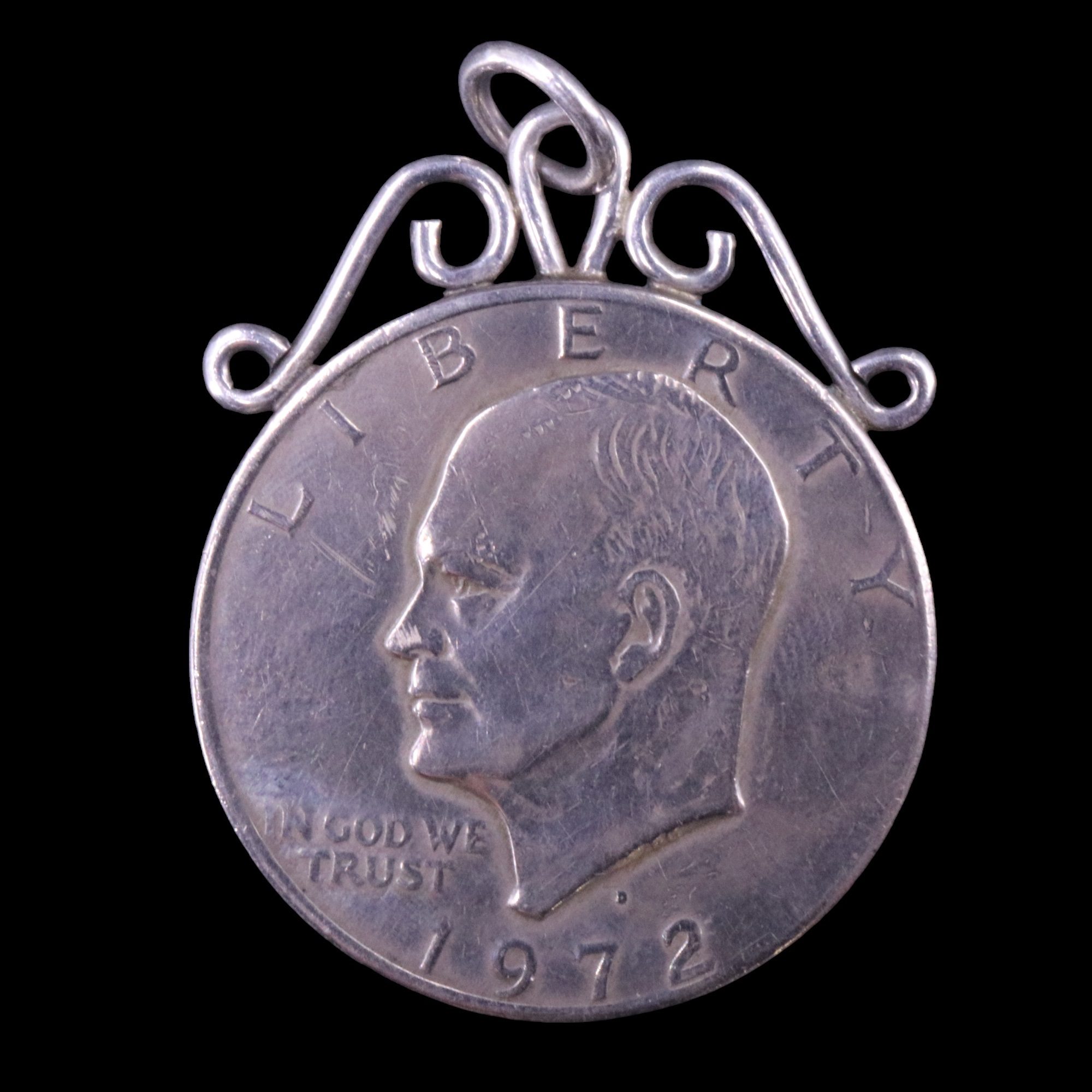 A 1972 US Eisenhower dollar coin fob, United States Mint of Denver having no islands, 47 mm - Image 2 of 2