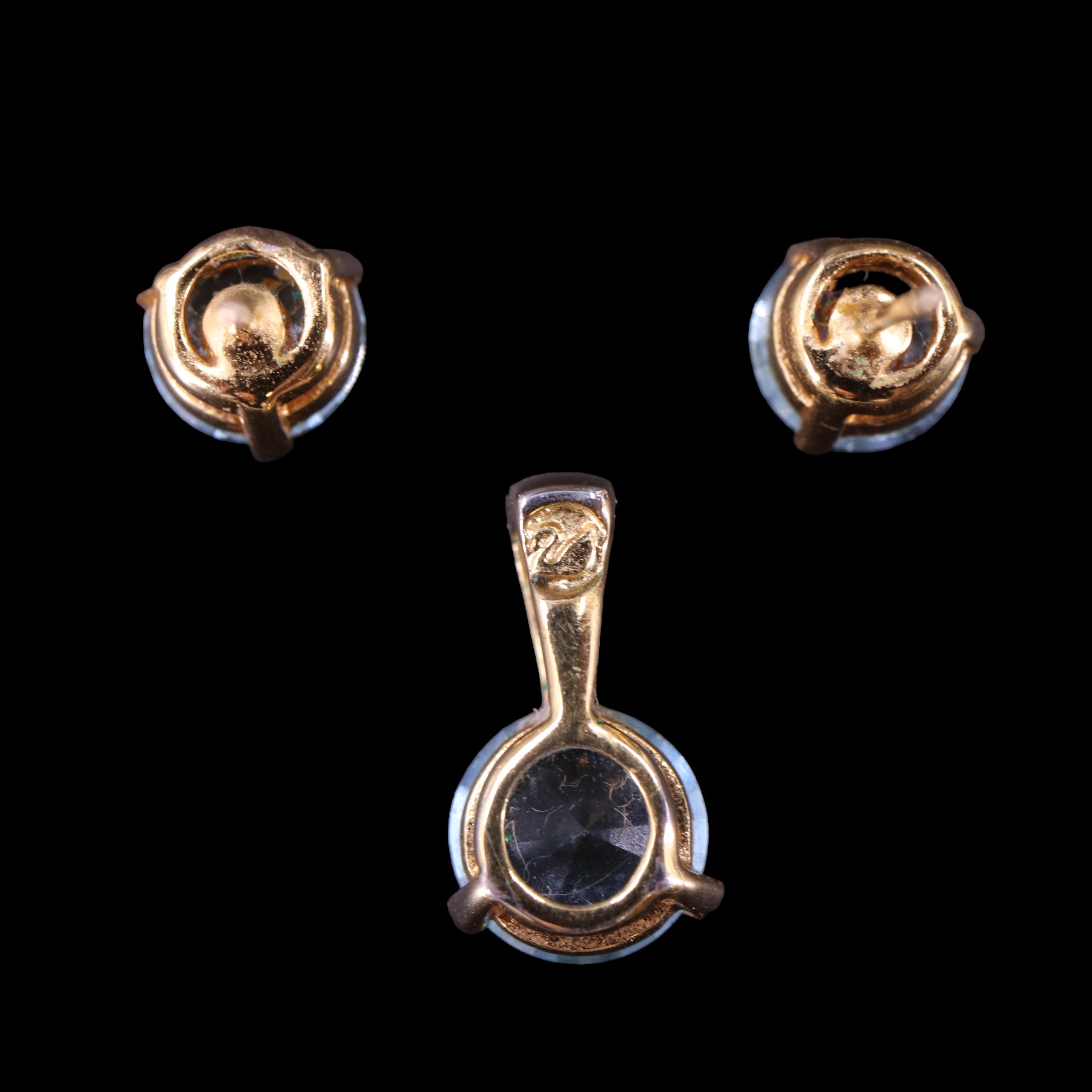 A Swarovski blue crystal pendant together with a pair of similar stud earrings - Image 2 of 3