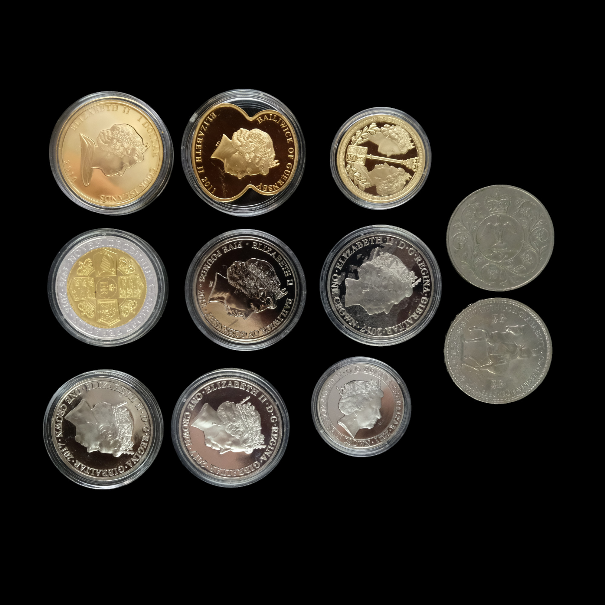 A large group of commemorative coins including gold-plated royal commemoratives, "The Fighting - Image 2 of 7