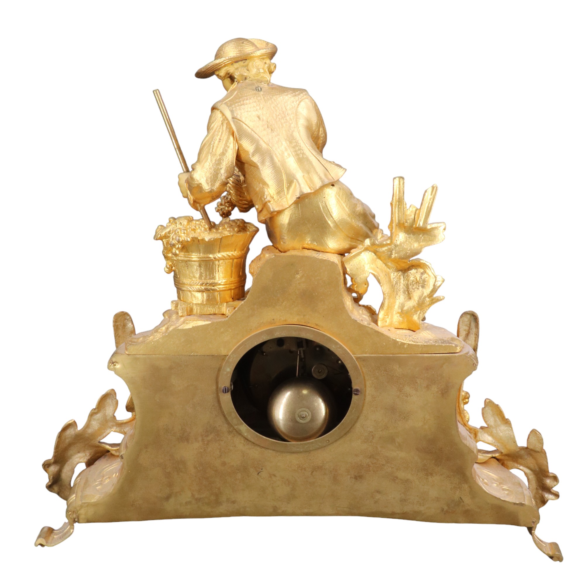 A late 19th / early 20th Century French ormolu mantle clock in the manner of Vincenti, adorned - Image 2 of 4