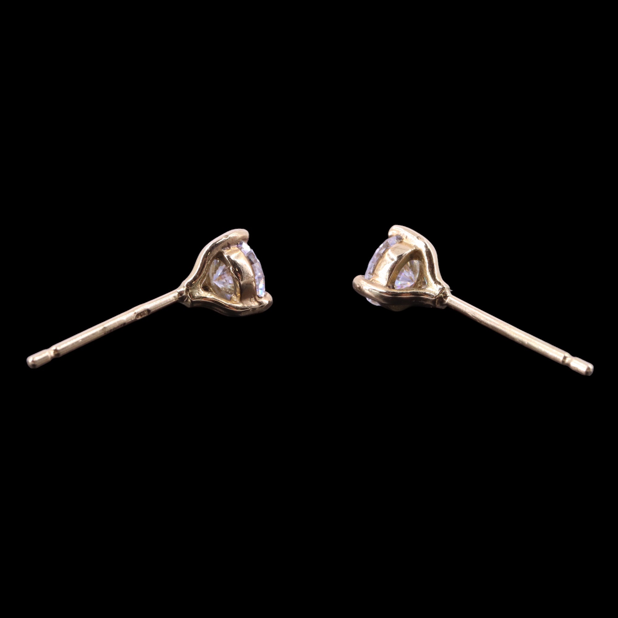 A pair of diamond stud earrings, the brilliant-cut diamonds of approx 0.94 cts aggregate weight, - Image 2 of 2