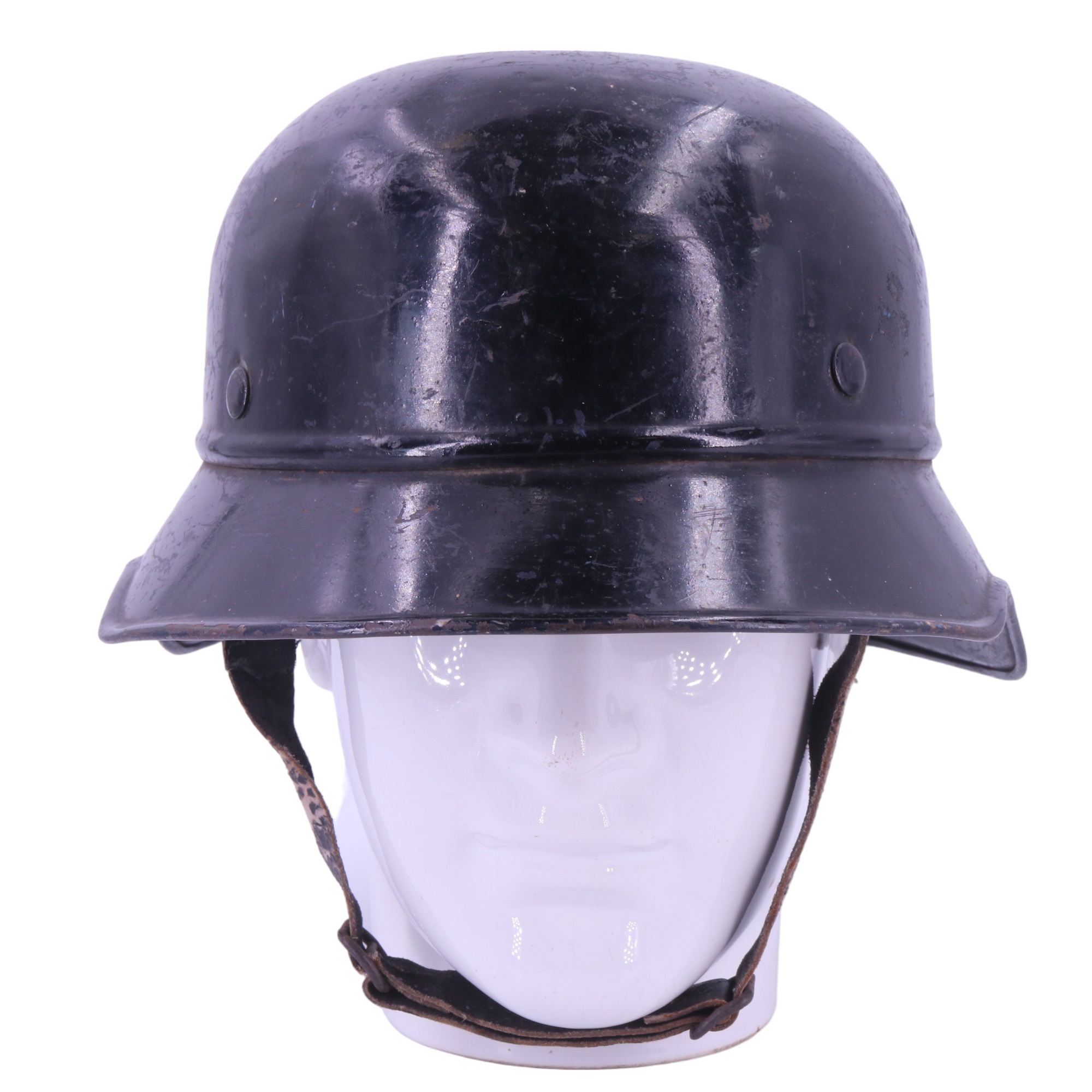 A German Third Reich Luftshutz M38 "gladiator" helmet - Image 2 of 7