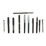 A group of vintage fountain pens including a Blackbird and a Colleg, together with a dip, a