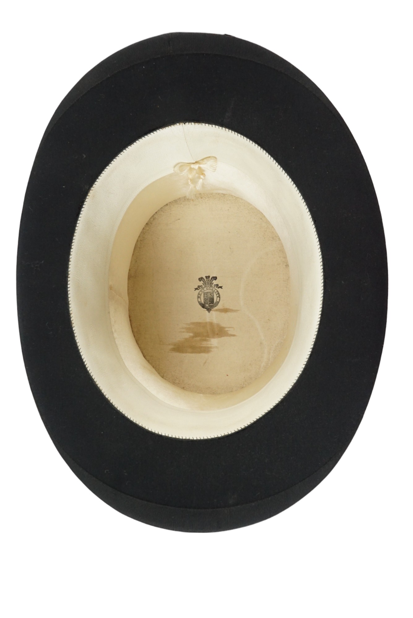 An early 20th Century silk top hat in buckram-covered case, internal circumference 55 cm - Image 2 of 3