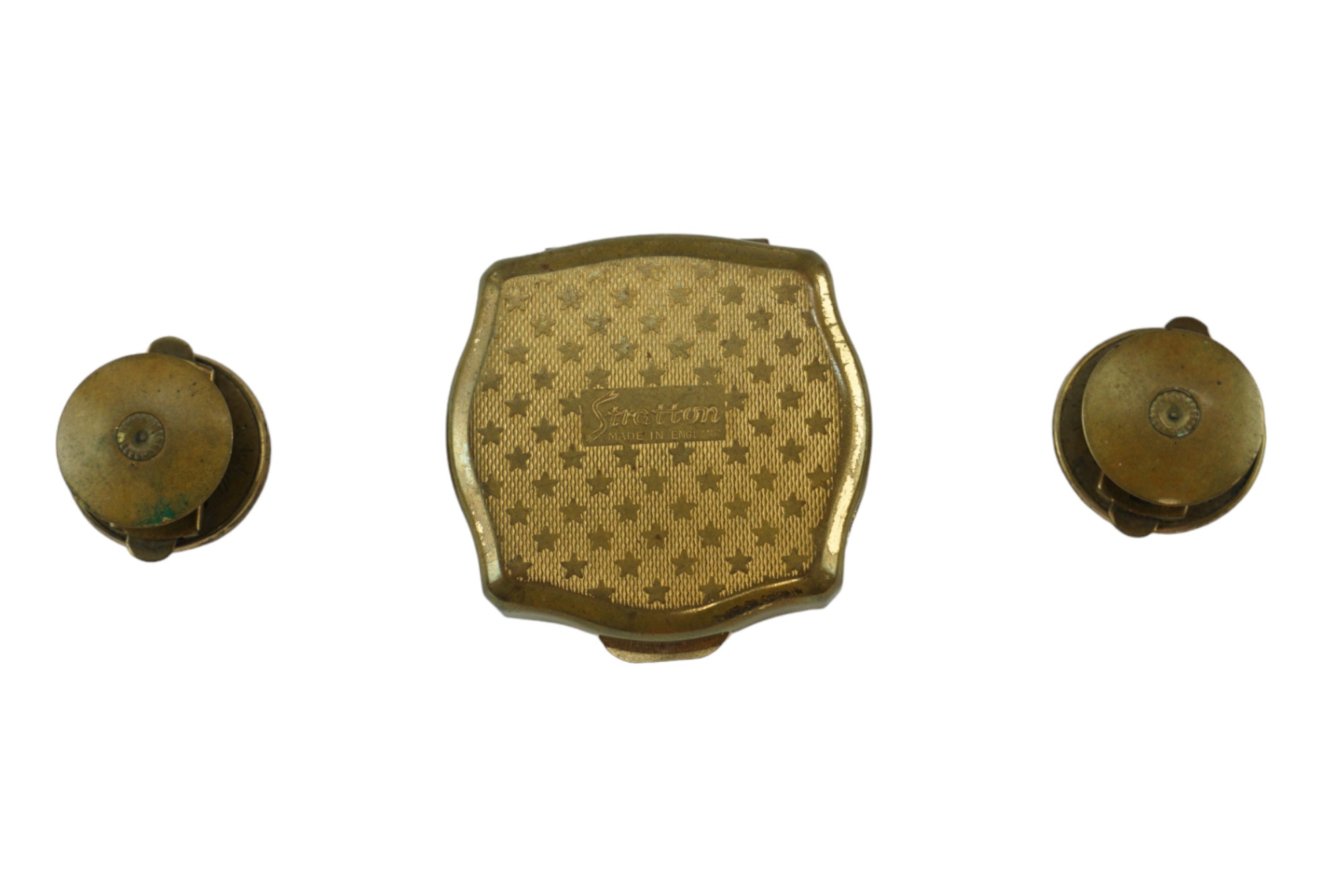 A small Stratton powder compact together with a pair of Victorian rolled-gold Solitaire shirt studs - Image 2 of 3