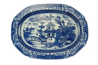 A late 18th / early 19th Century Joshua Heath chinoiserie blue-and-white transfer-printed