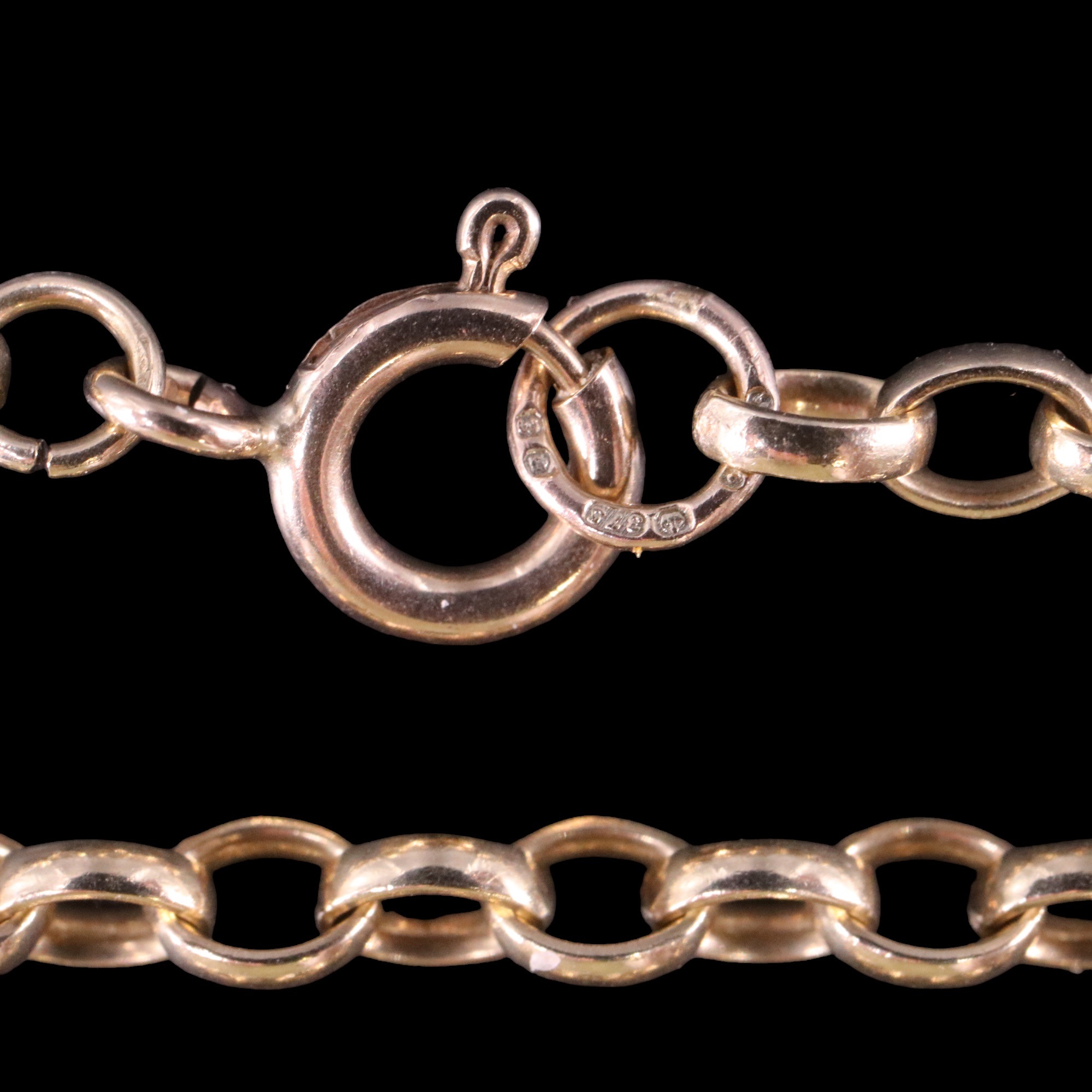 A 9 ct gold fine belcher-link neck chain, 50 cm, 11.3 g - Image 3 of 3