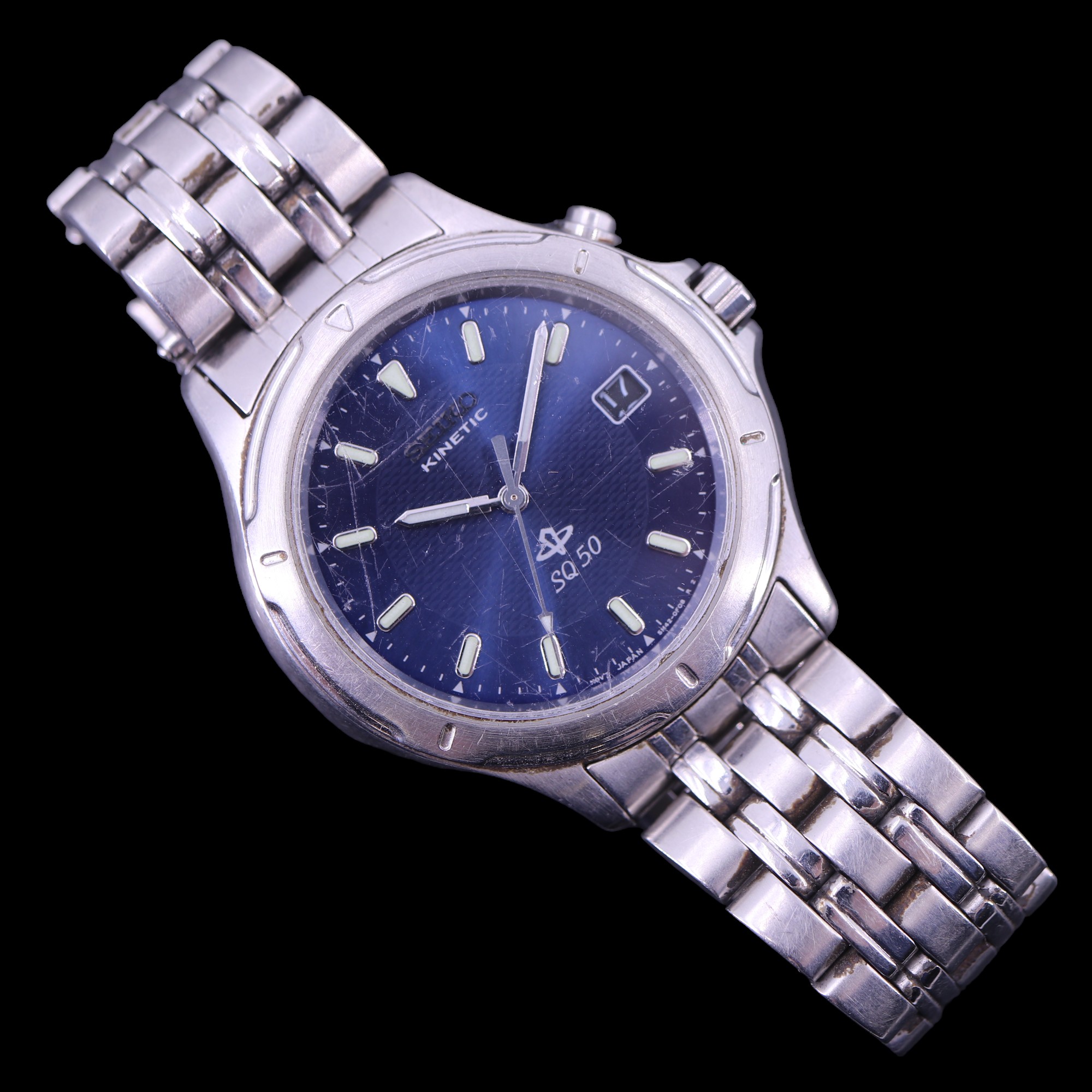 A Seiko quartz chronograph wristwatch, 7T92-OKN8 R 2, together with A Seiko Kinetic SQ50, 5M42- - Image 6 of 9