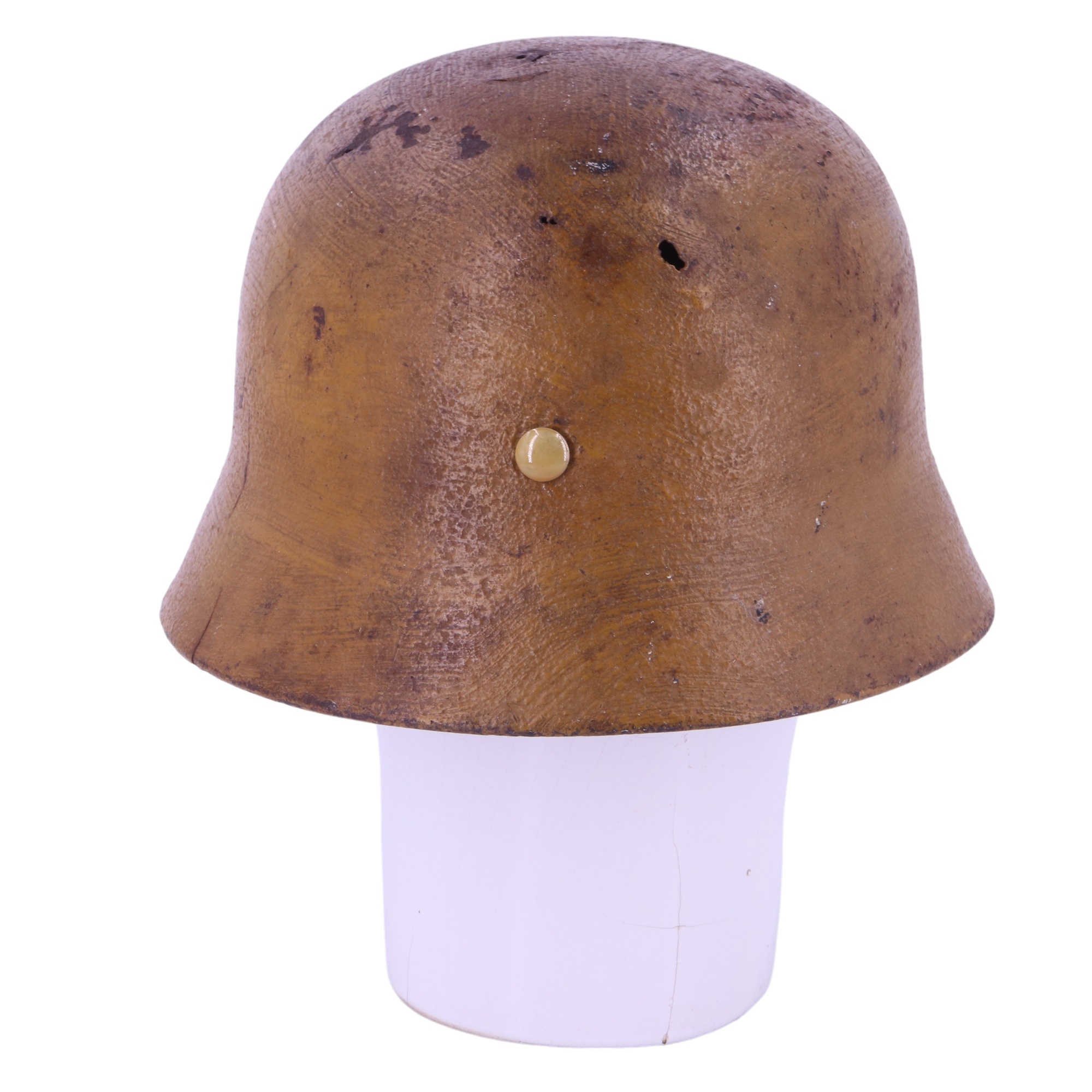 A German Third Reich steel helmet, re-painted and re-lined - Image 4 of 7