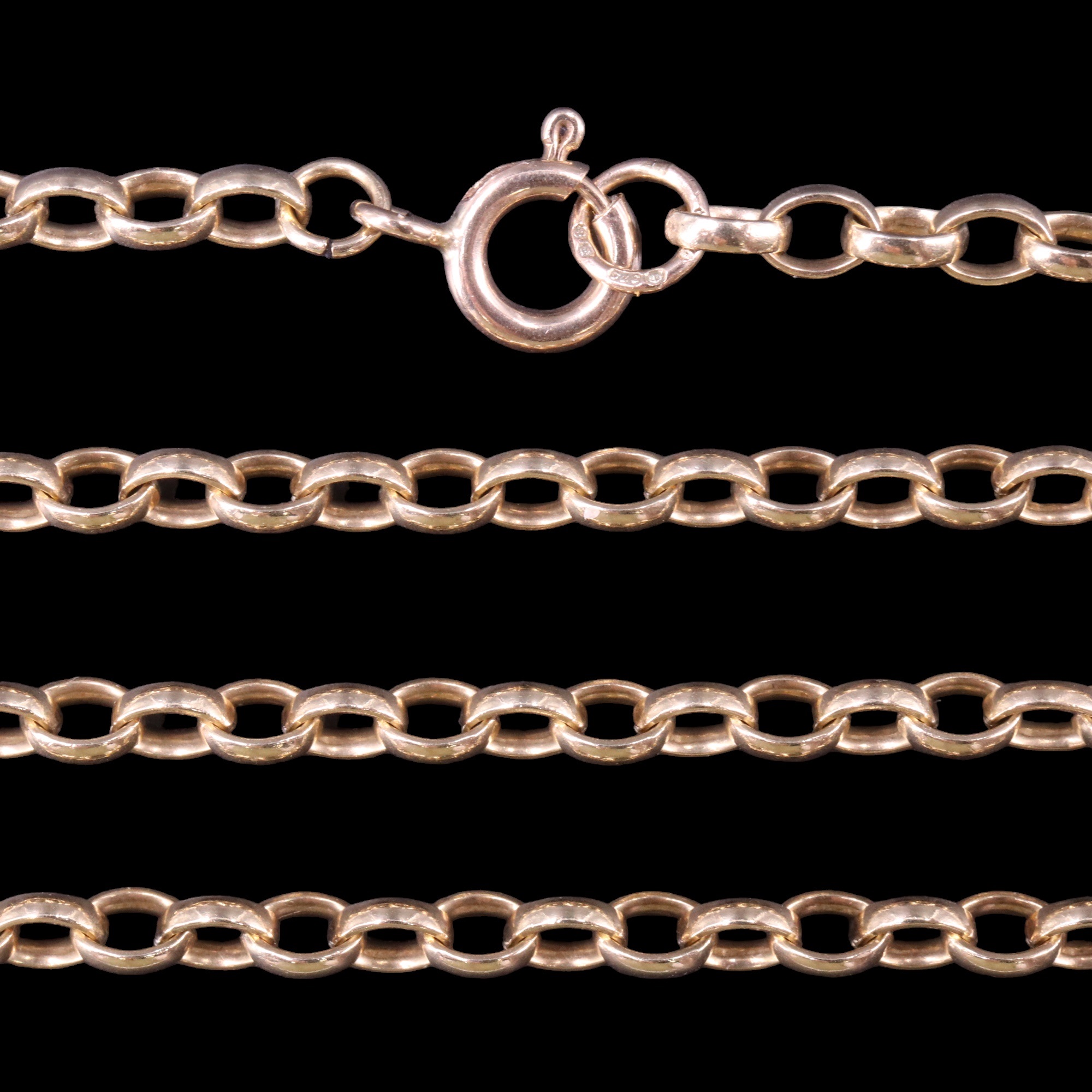 A 9 ct gold fine belcher-link neck chain, 50 cm, 11.3 g - Image 2 of 3