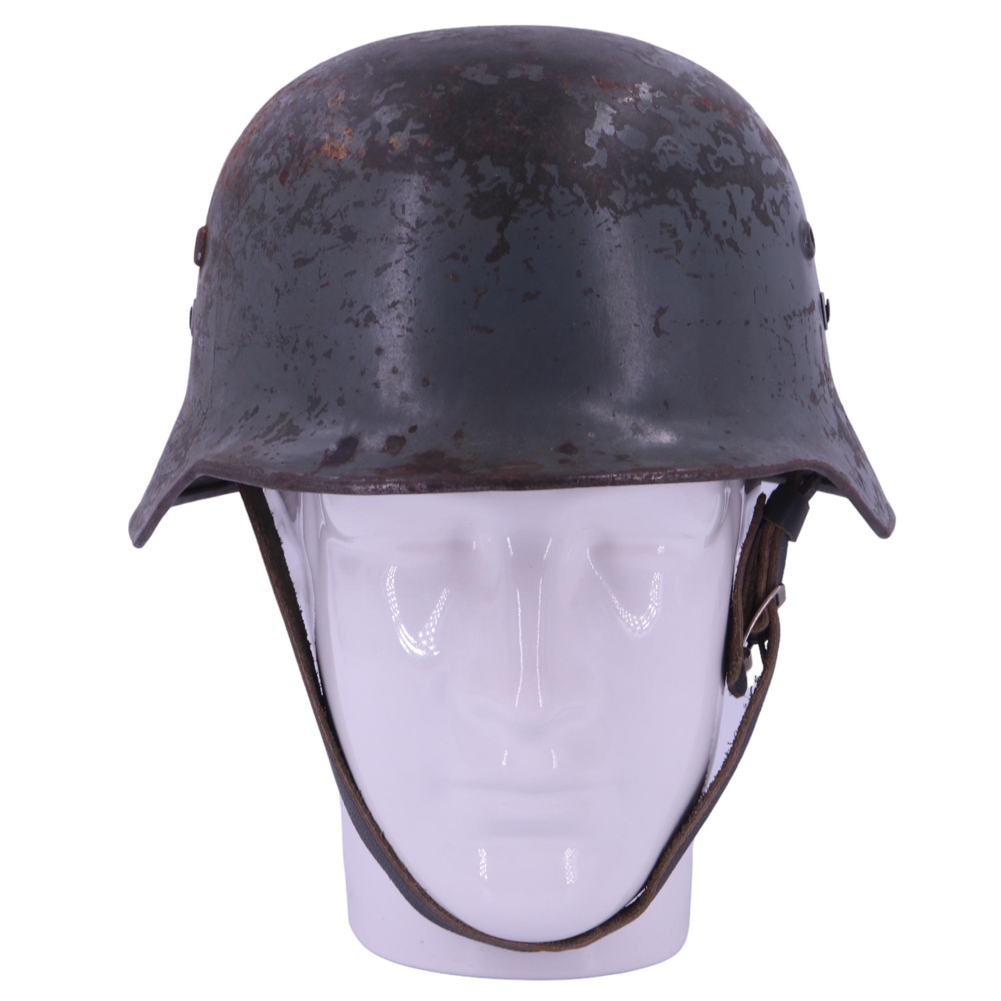 A Bulgarian-manufactured Finnish Army M35/38 steel helmet - Image 2 of 8