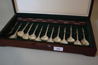 Cased set of thirteen Birmingham silver Apostle spoons, set No. 28 from an edition of 1000, 13oz t