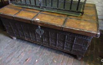 Indian Rajasthan teak and iron bound trunk, 130cm wide x 82cm deep x 54cm tall Some chips to paint