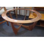 20th Century G Plan teak circular coffee table lacking glass insert top, 84cm diameter Diameter of