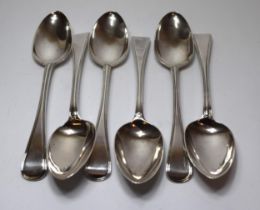 Matched set of six William IV silver Fiddle and Thread pattern tablespoons, London 1829 / 31, 15oz t