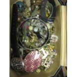 Small leather covered jewellery box containing a quantity of costume jewellery, together with a