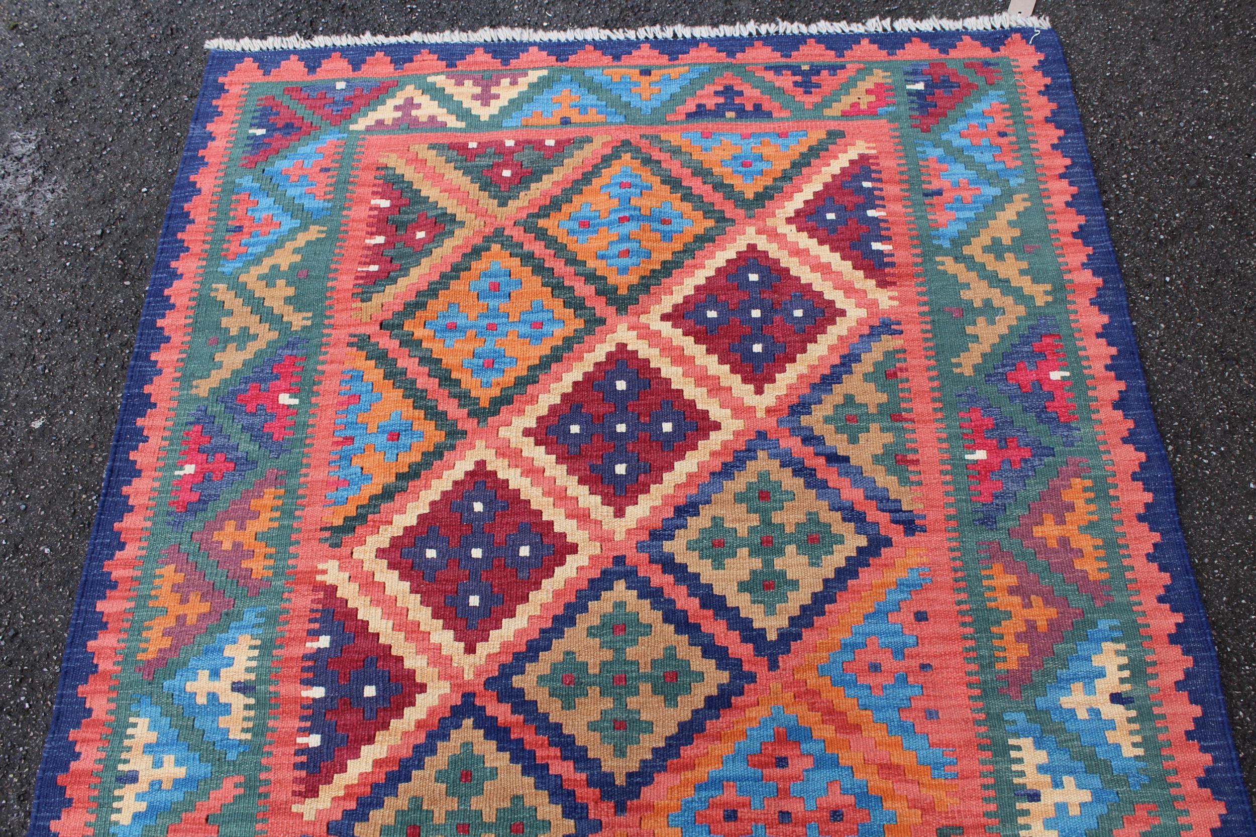 Small modern Kelim rug with an all-over polychrome design, 187 x 125cm In good condition with no - Image 3 of 3