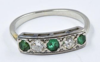 White gold ring set two diamonds and three emeralds, size J, 2.2g