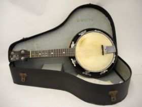 Melody-Uke banjo ukulele in a fitted case
