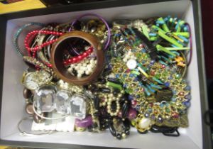 Box containing containing a quantity of costume jewellery, bangles, watches, necklaces etc