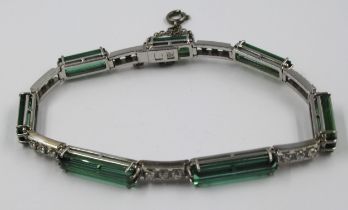 18ct white gold bracelet set with tourmaline and diamonds, 18cm long 16g total weight