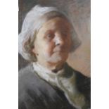 Ernest Brady pastel portrait, head and shoulder of an elderly lady, signed, gilt framed, 35 x 25cm