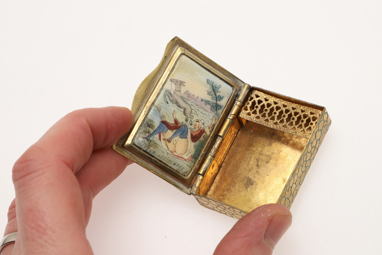 SIX LATE 19TH/ EARLY 20TH CENTURY FRENCH BRASS & ENAMEL VESTA CASES. - Image 5 of 8