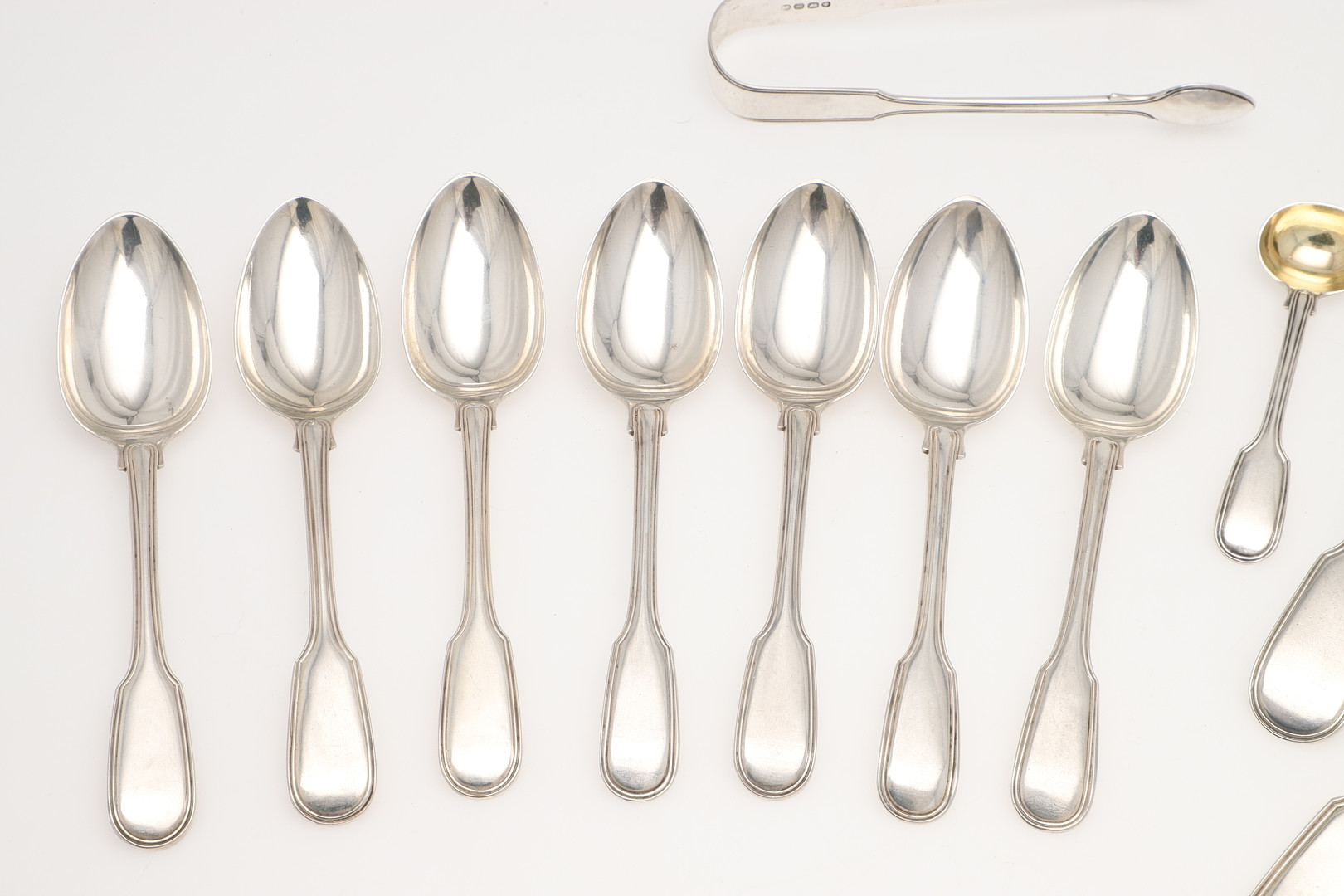 A MATCHED PART-CANTEEN OF FIDDLE & THREAD PATTERN SILVER FLATWARE. - Image 2 of 12