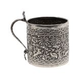 A LATE 19TH/ EARLY 20TH CENTURY INDIAN SILVER MUG.