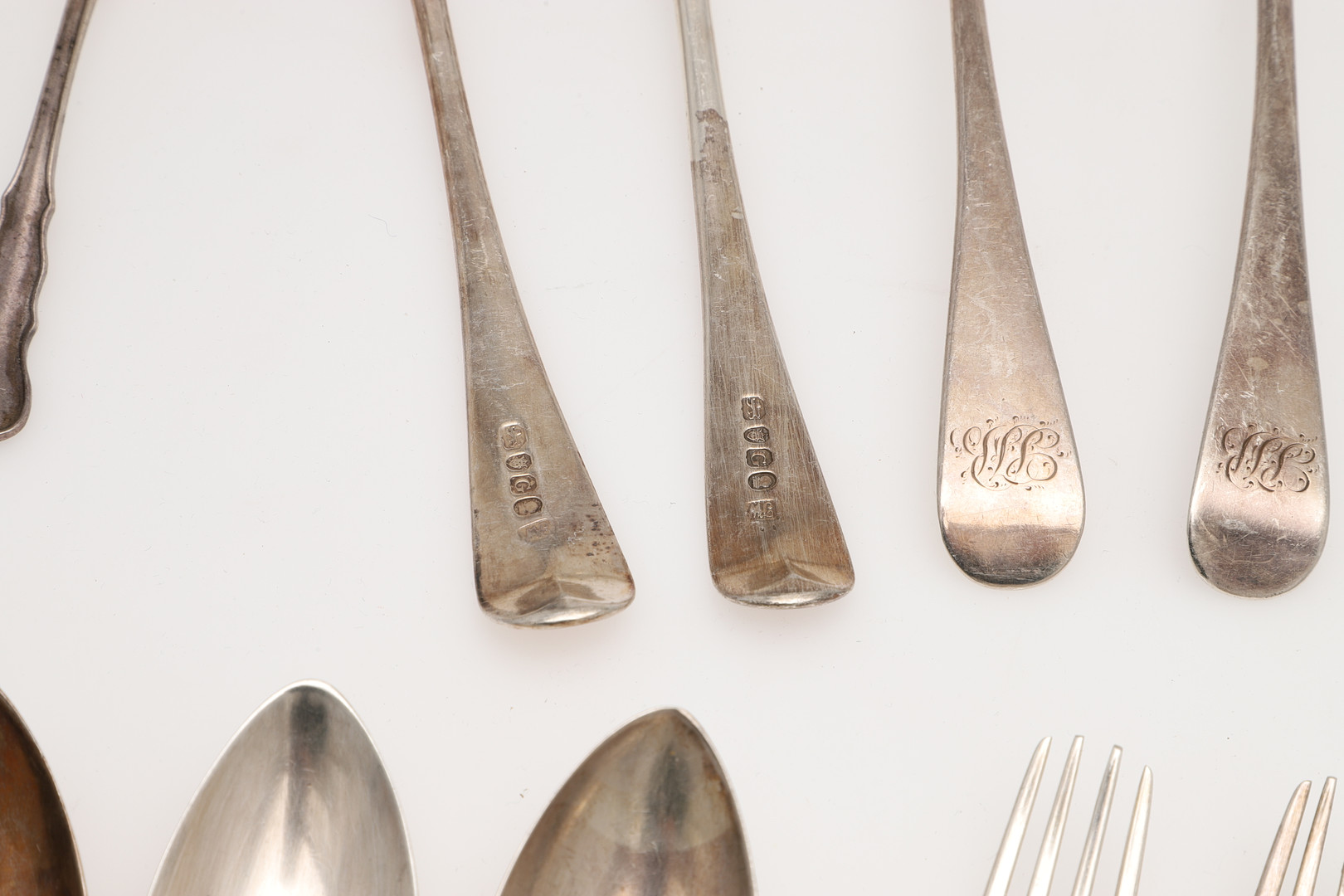 MISCELLANEOUS SILVER FLATWARE. - Image 11 of 15