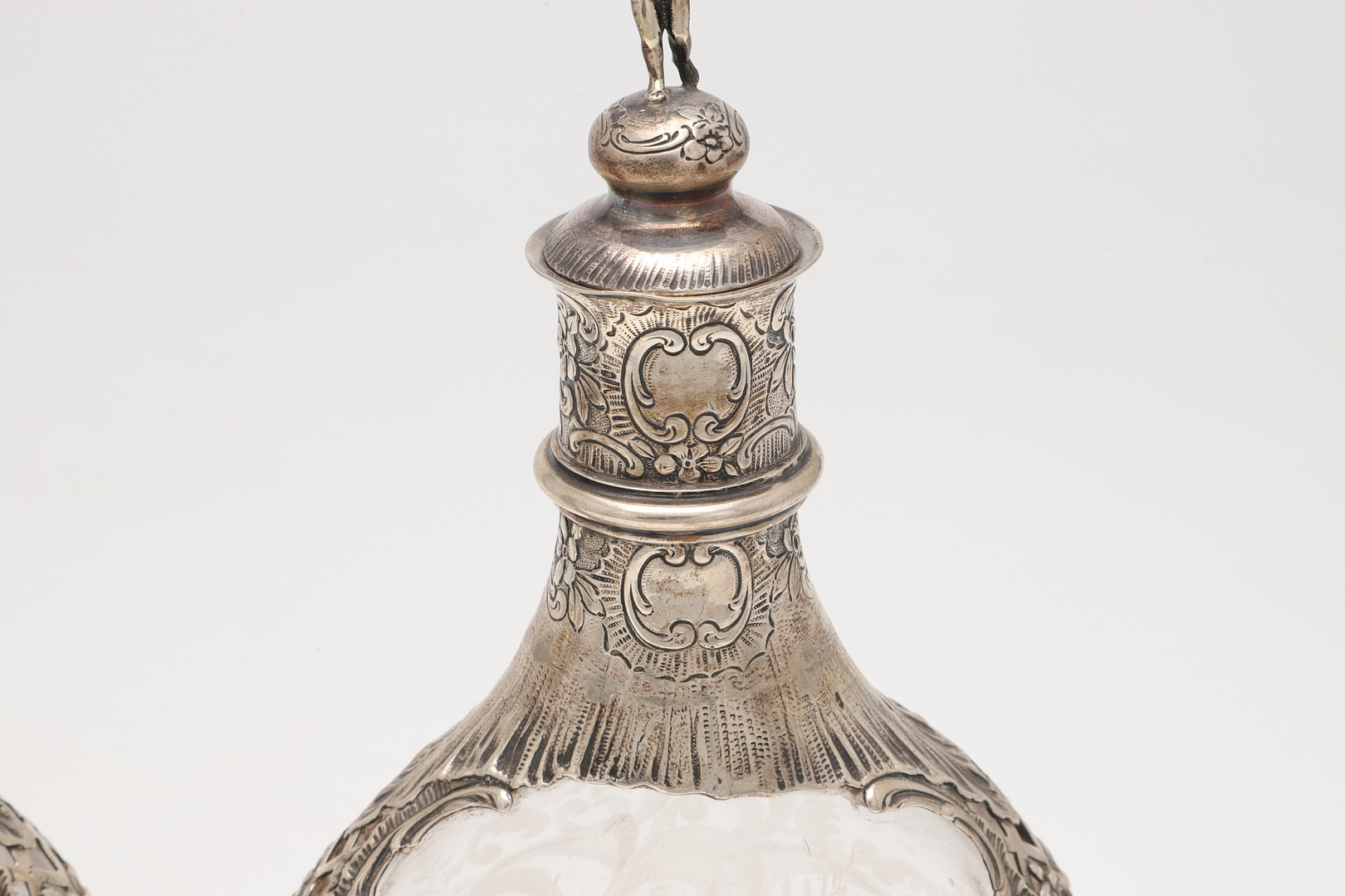 A PAIR OF LATE 19TH/ EARLY 20TH CENTURY GERMAN SILVER MOUNTED DECANTERS. - Image 6 of 13