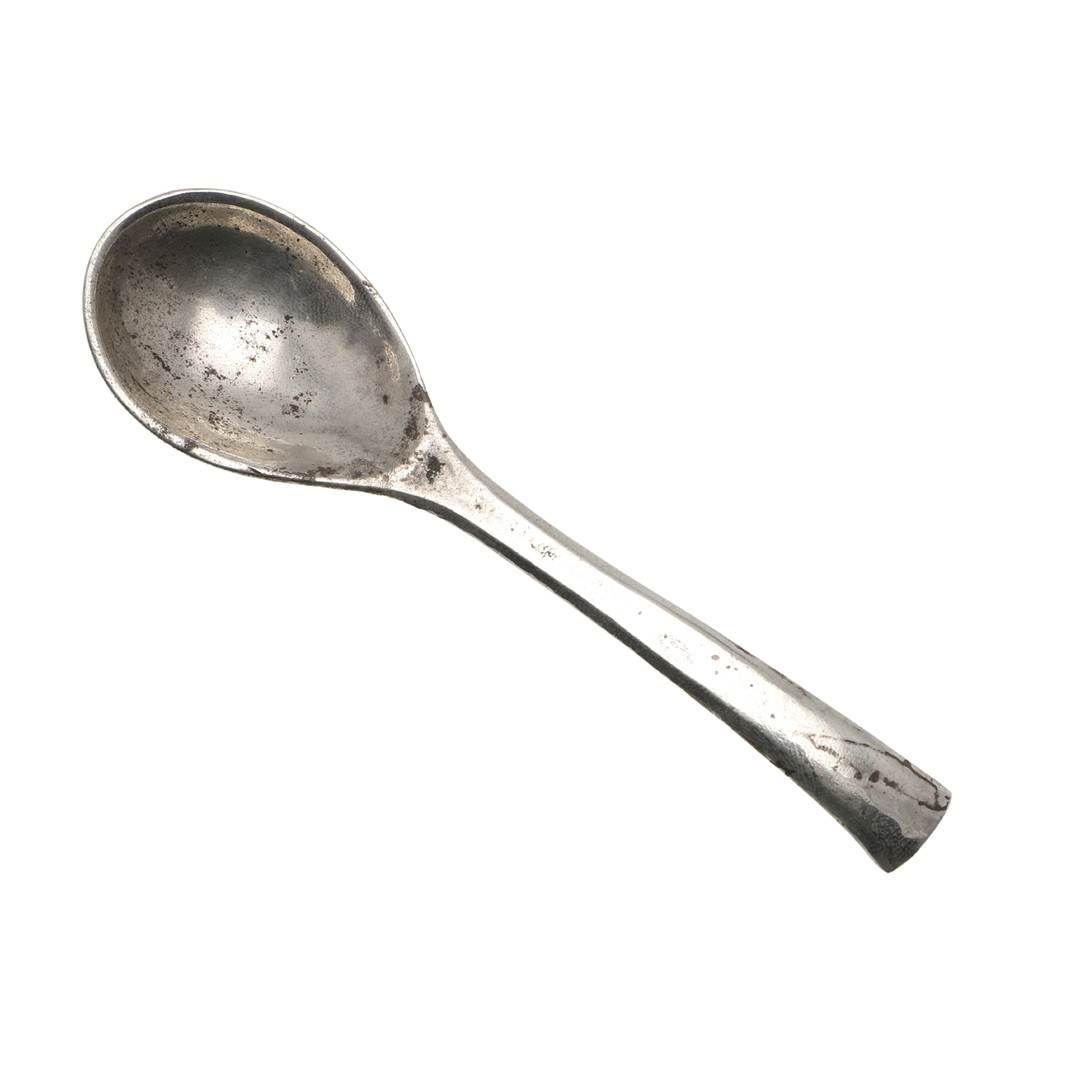 AN ARTS & CRAFTS SILVER SPOON, BY OMAR RAMSDEN.