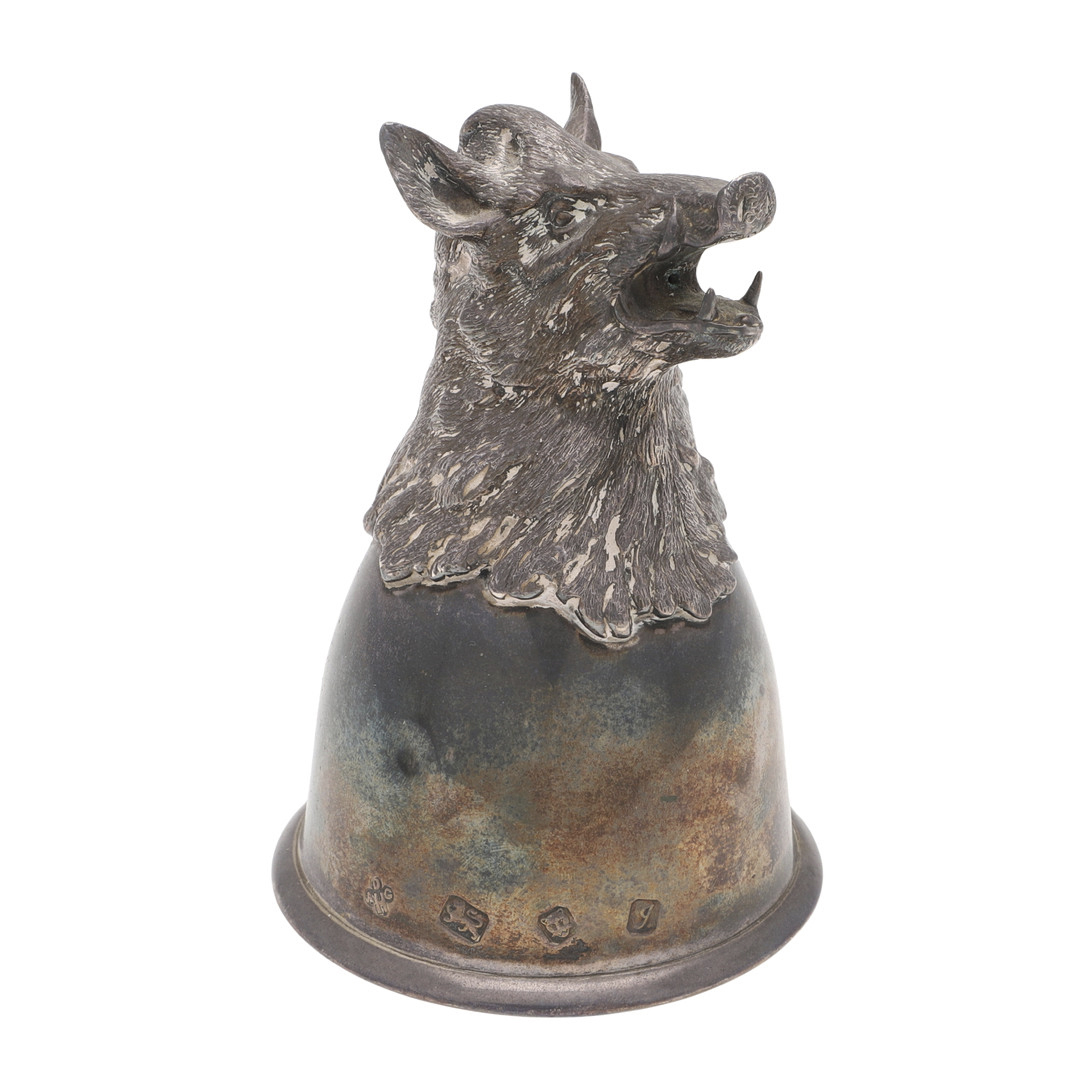 A MODERN SILVER BOAR MASK STIRRUP CUP.