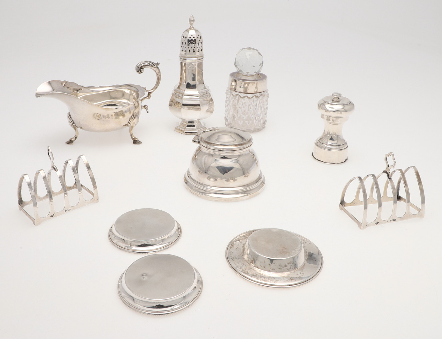 A SMALL MIXED LOT OF SILVER. - Image 2 of 8