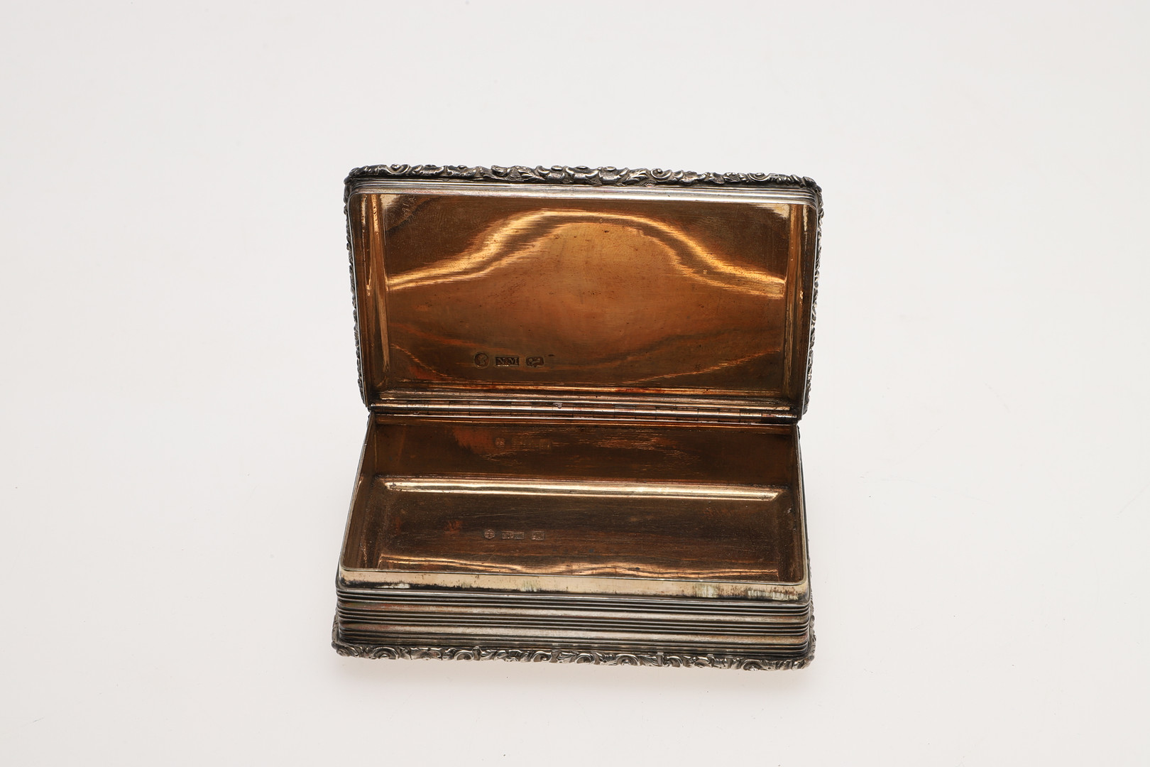 A LATE VICTORIAN SNUFF BOX. - Bild 5 aus 6