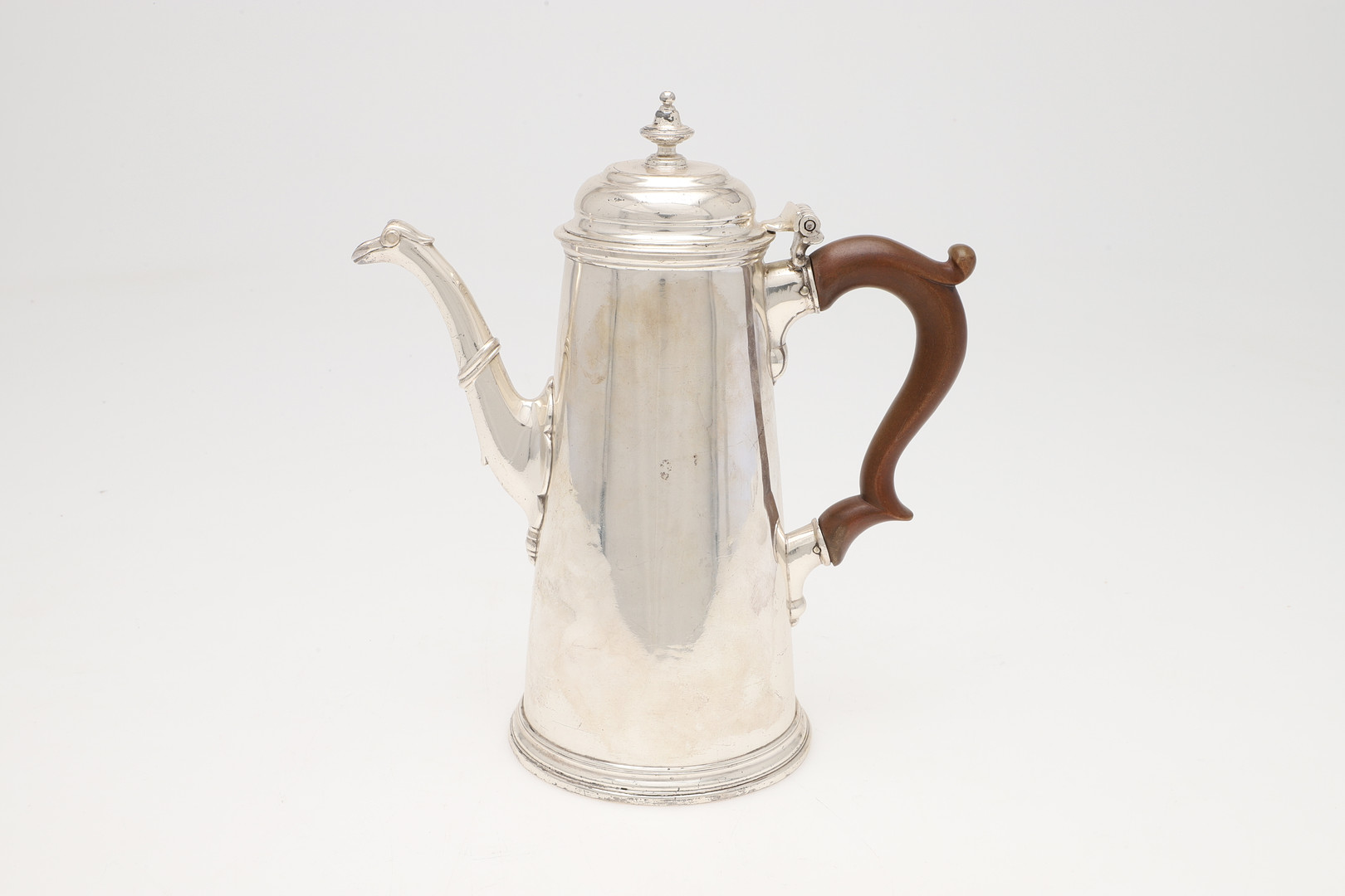 A GEORGE II SILVER COFFEE POT. - Image 2 of 5