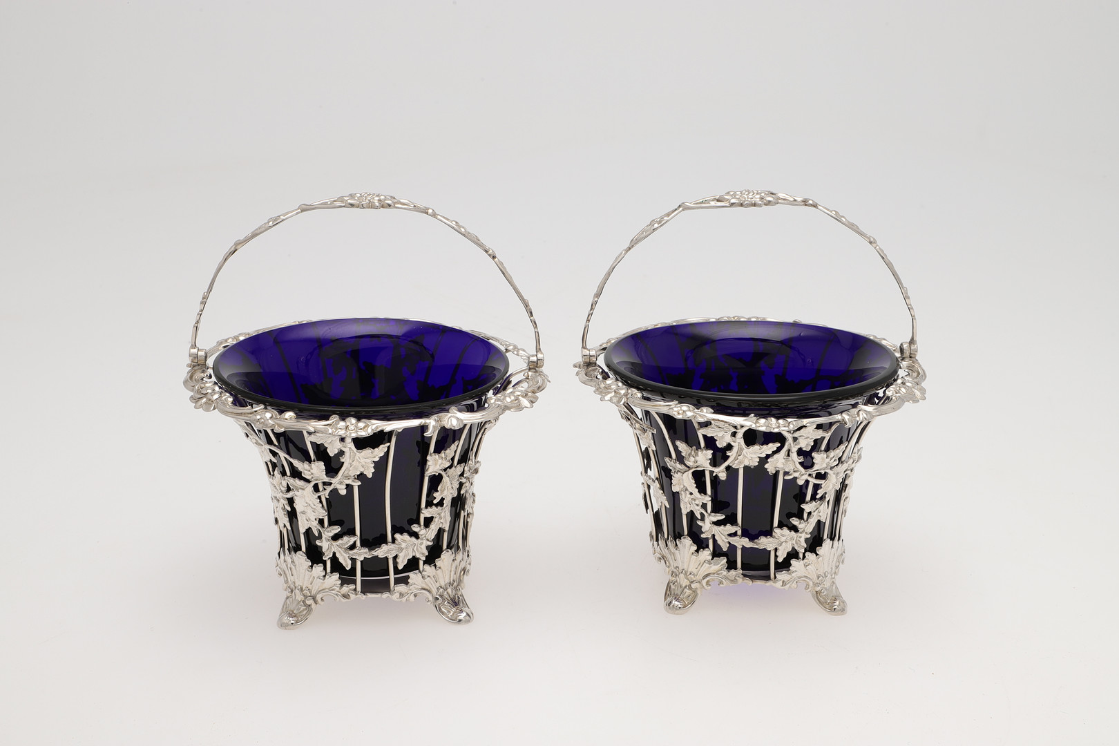 A PAIR OF VICTORIAN SILVER SWING-HANDLE SUGAR BASKETS. - Image 2 of 4