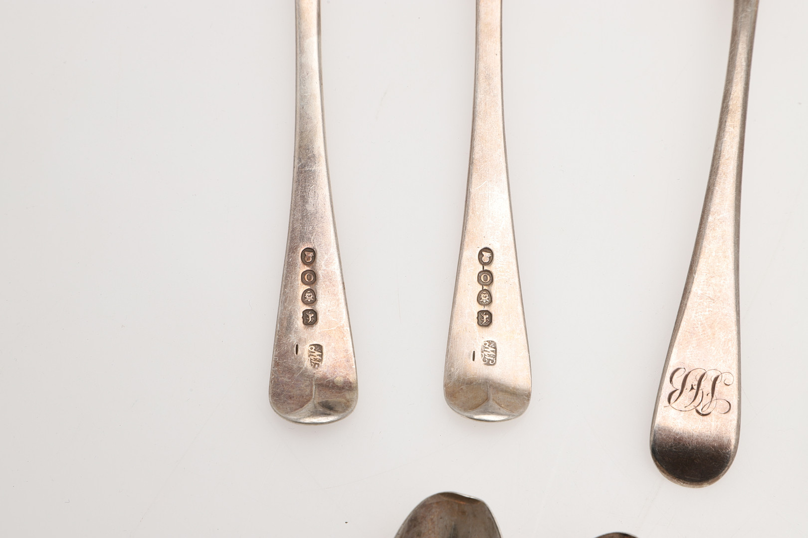 MISCELLANEOUS SILVER FLATWARE. - Image 12 of 15